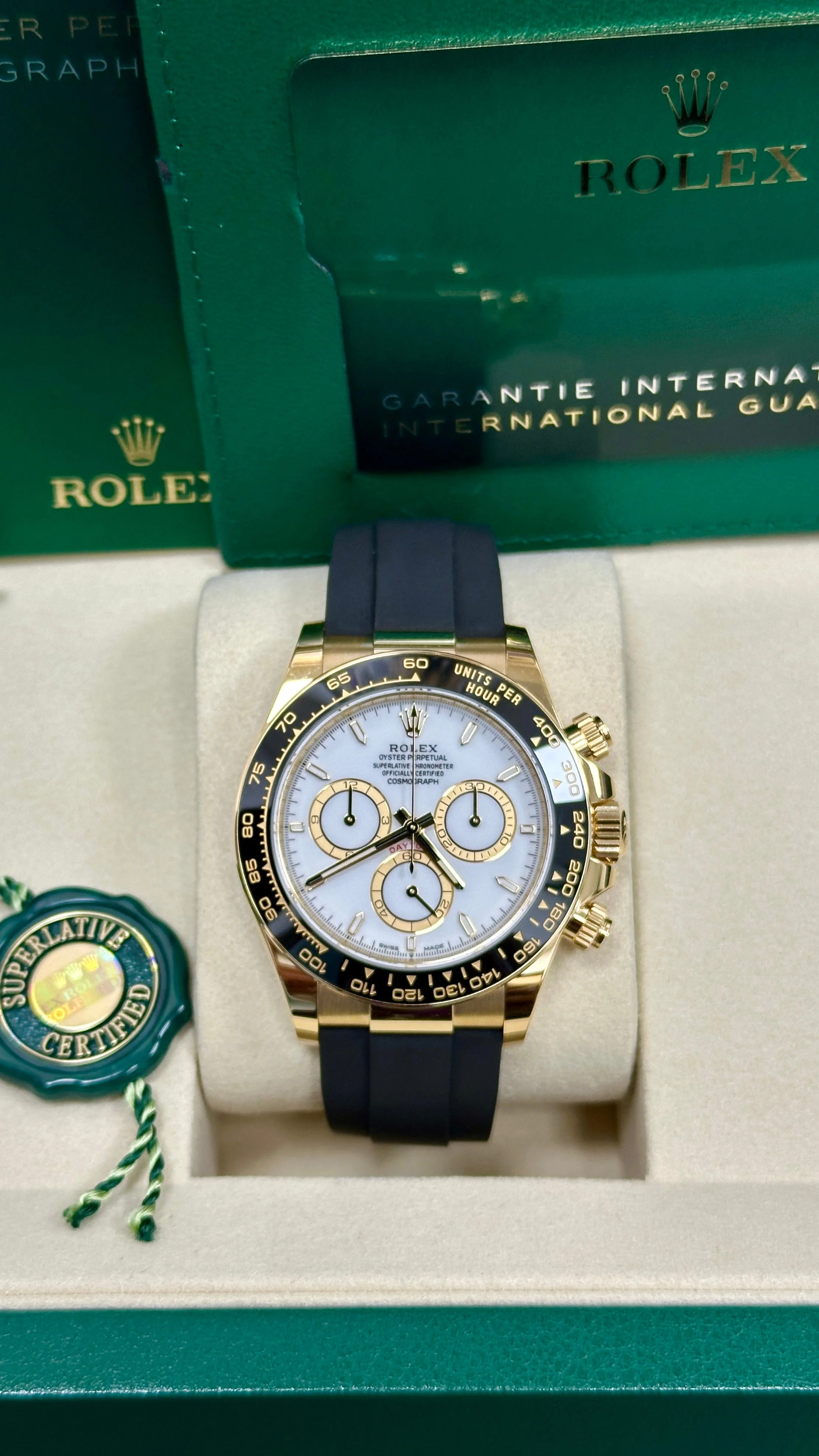 Rolex Cosmograph Daytona 40mm Yellow Gold White Dial Black Ceramic Bezel Oysterflex 126518LN – New 2025 - Image 3