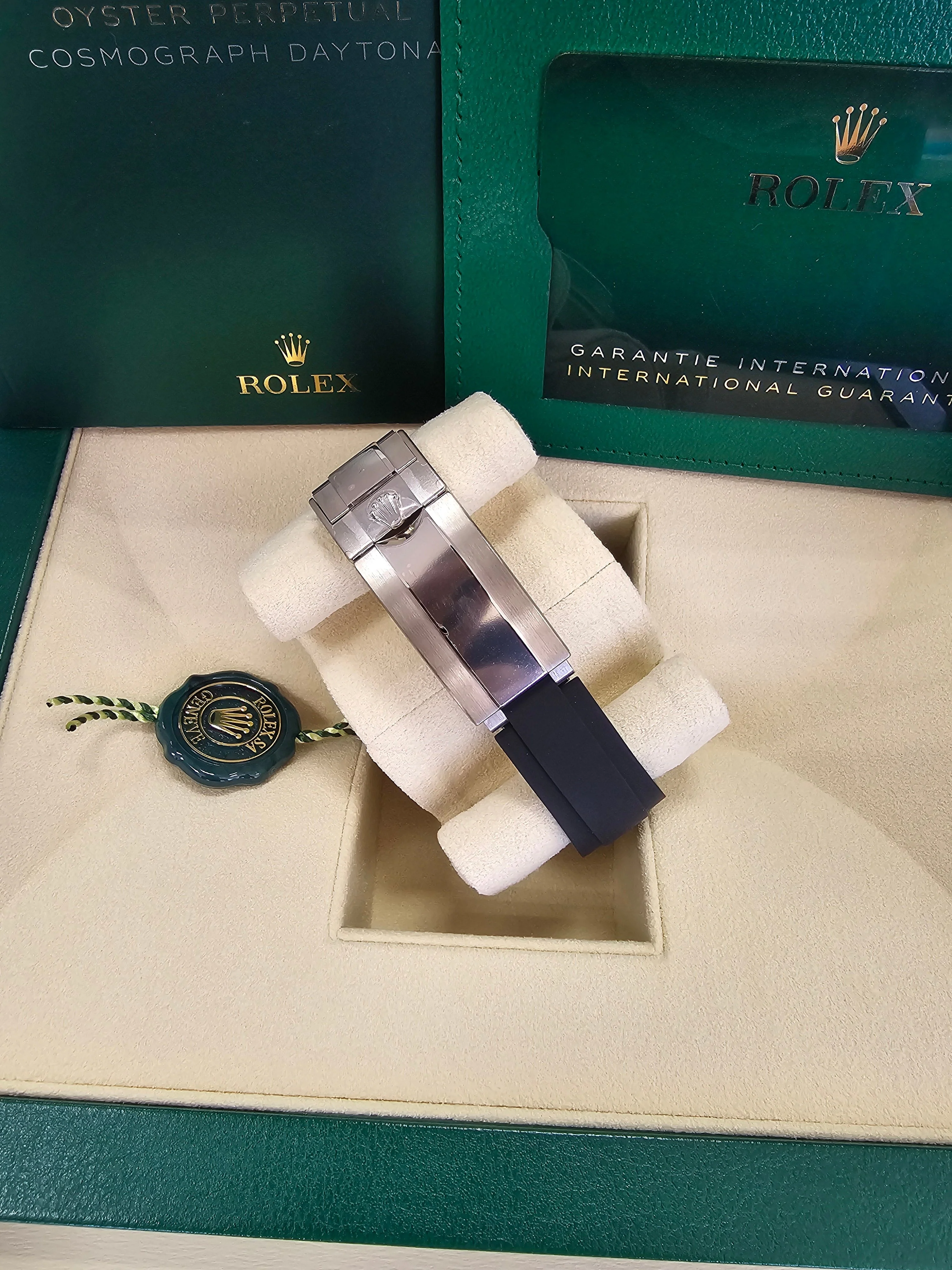 Rolex Cosmograph Daytona "Baby Le Mans" 40mm White Gold Black Dial Oysterflex 126519LN – New 2025 - Image 7
