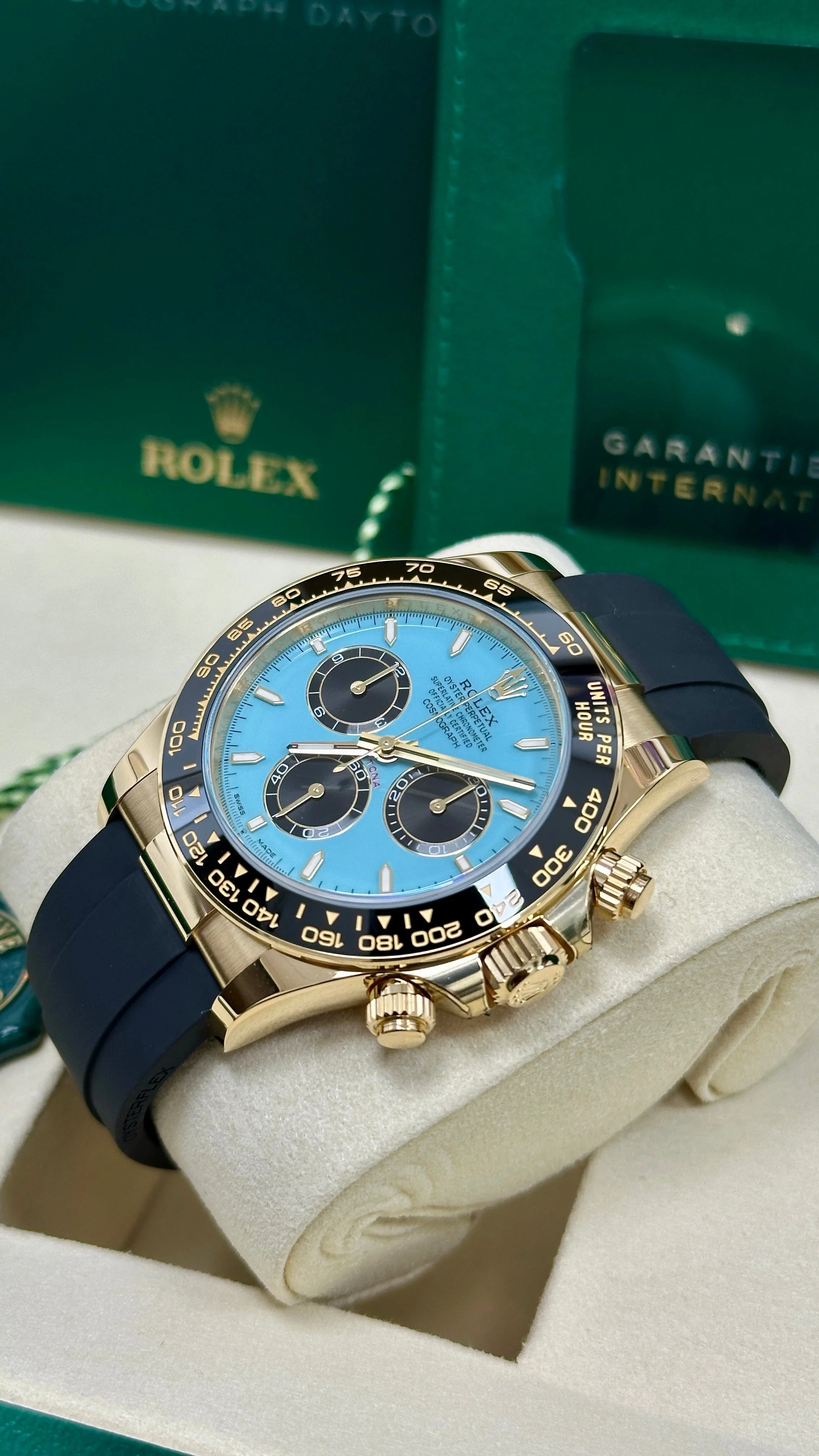 Rolex Cosmograph Daytona "Tiffany" 40mm Yellow Gold Turquoise Blue and Black Dial Black Ceramic Bezel Oysterflex 126518LN – New 2025 / 2026 - Image 3