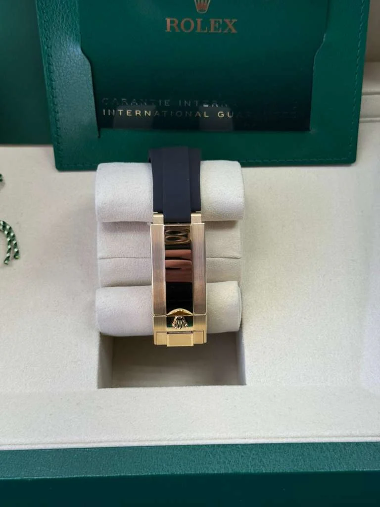 Rolex Cosmograph Daytona "Tiffany" 40mm Yellow Gold Turquoise Blue and Black Dial Black Ceramic Bezel Oysterflex 126518LN – New 2025 / 2026 - Image 7