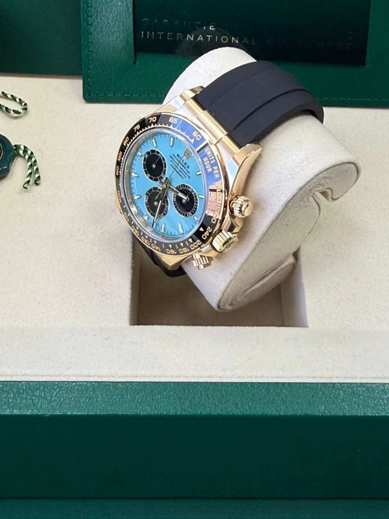 Rolex Cosmograph Daytona "Tiffany" 40mm Yellow Gold Turquoise Blue and Black Dial Black Ceramic Bezel Oysterflex 126518LN – New 2025 / 2026 - Image 9