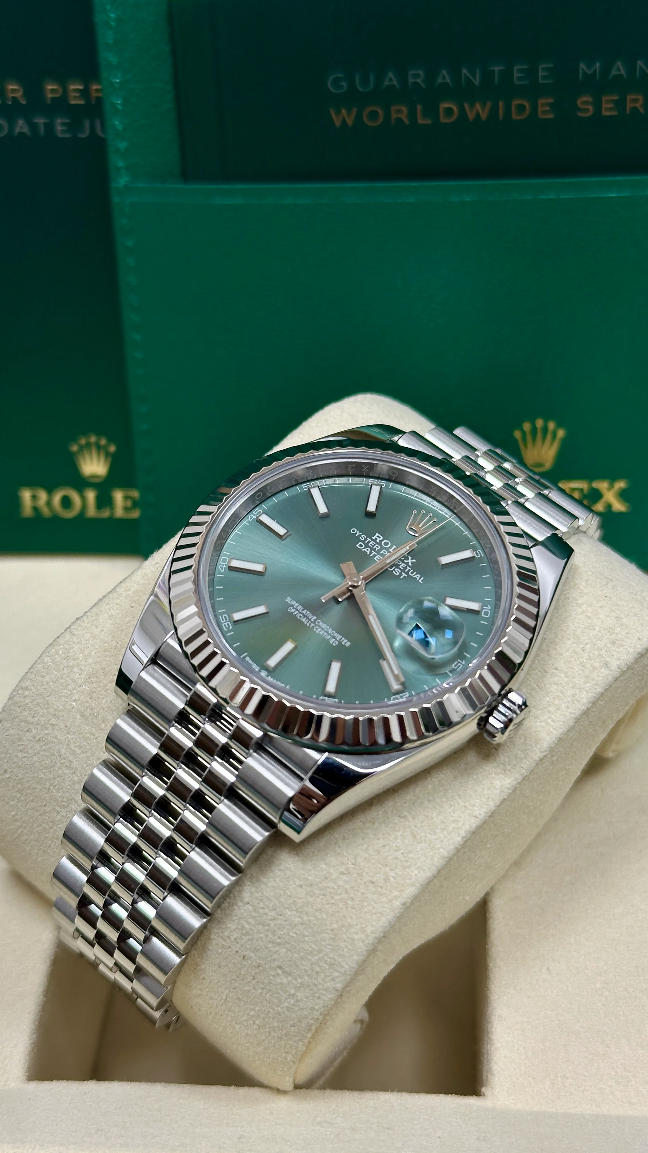 Rolex Datejust 41mm Mint Green Index Dial Fluted Bezel Jubilee Bracelet 126334 – New 2025 / 2026 - Image 5