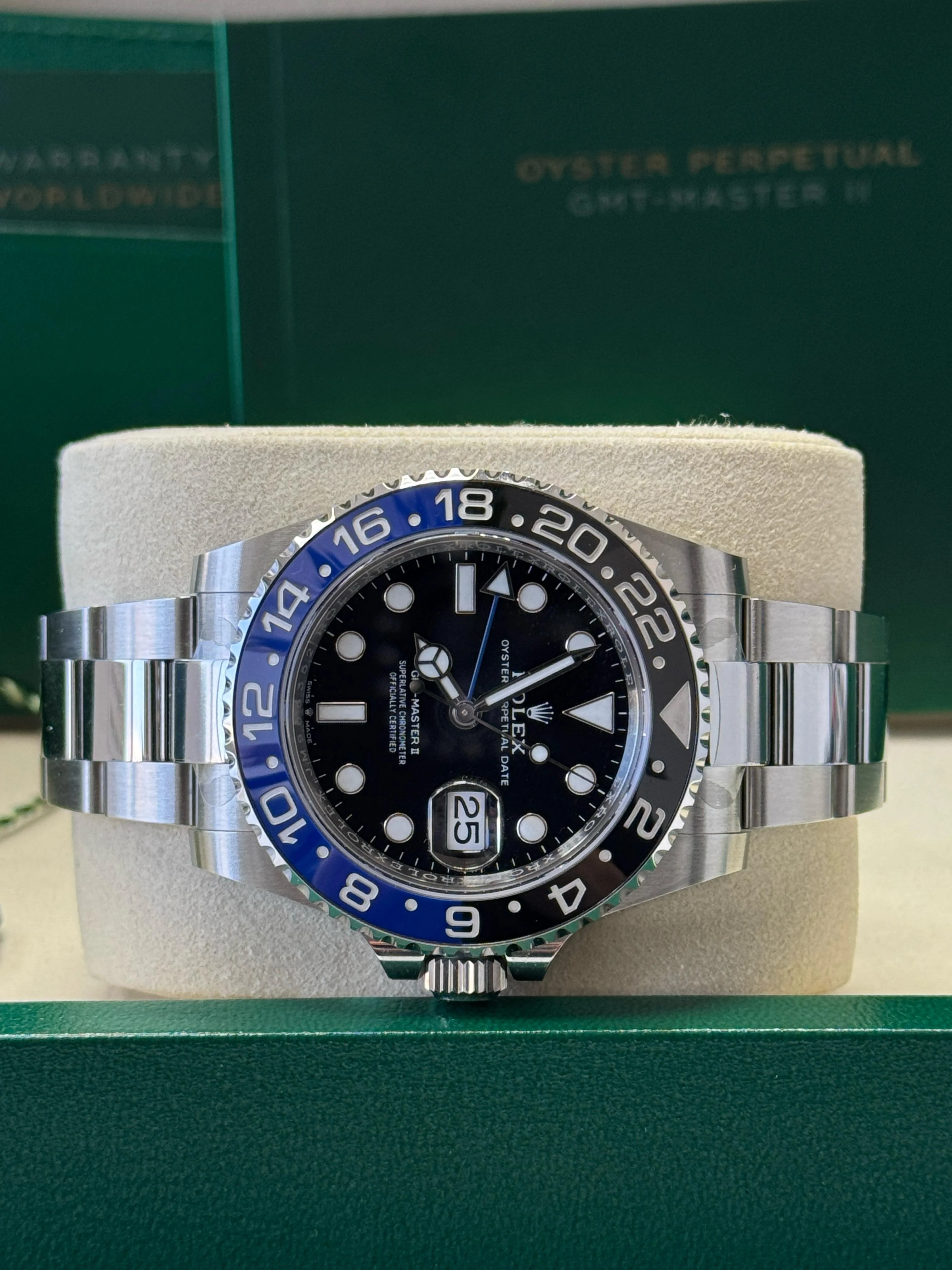 Rolex GMT-Master II "Batman" 40mm Black Dial Blue and Black Bezel Oyster Bracelet 126710BLNR – New 2025 / 2026 - Image 5