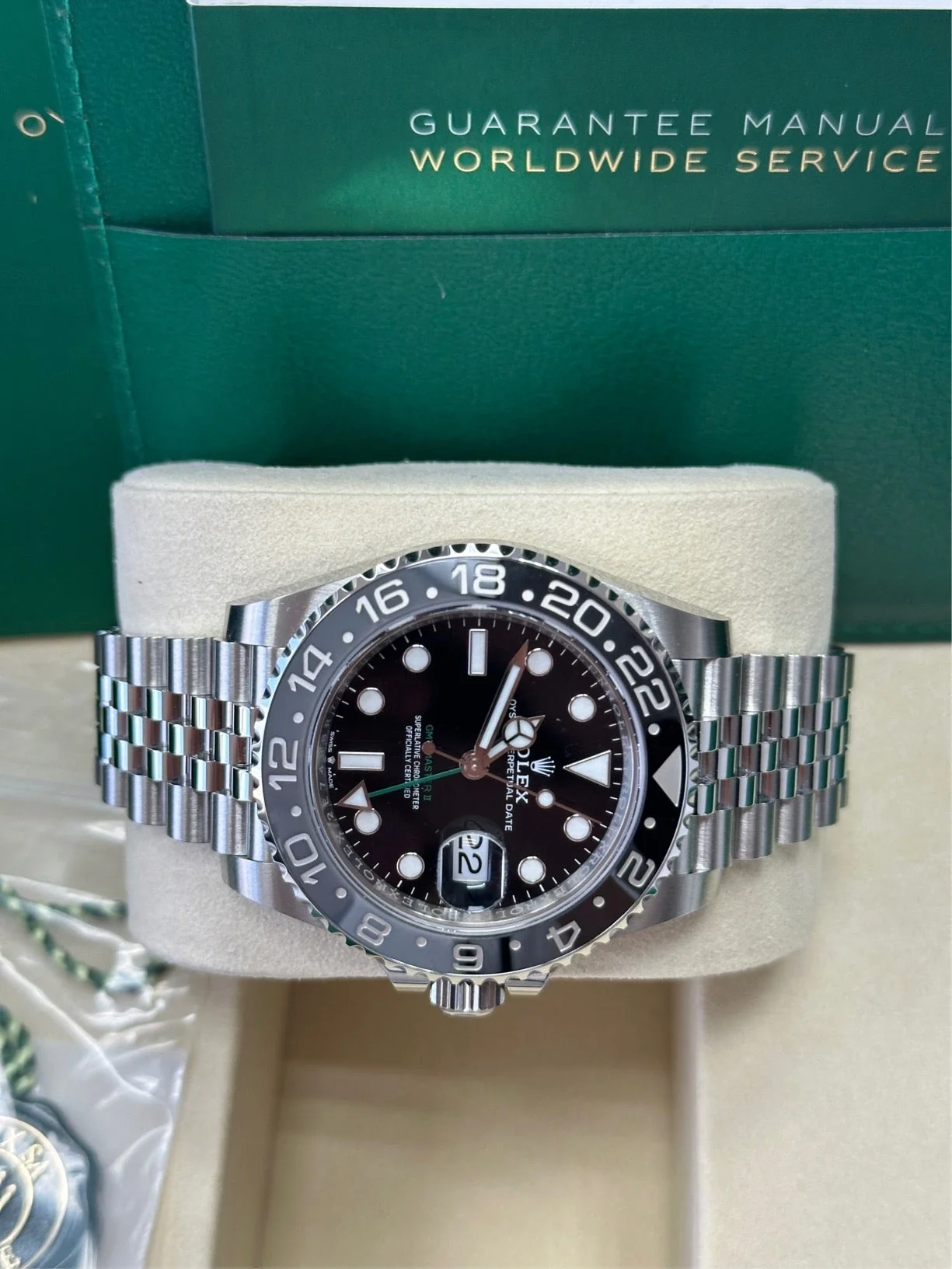 Rolex GMT-Master II "Bruce Wayne" 40mm Black Dial Black Bezel Jubilee Bracelet 126710GRNR – New 2025 / 2026 - Image 4