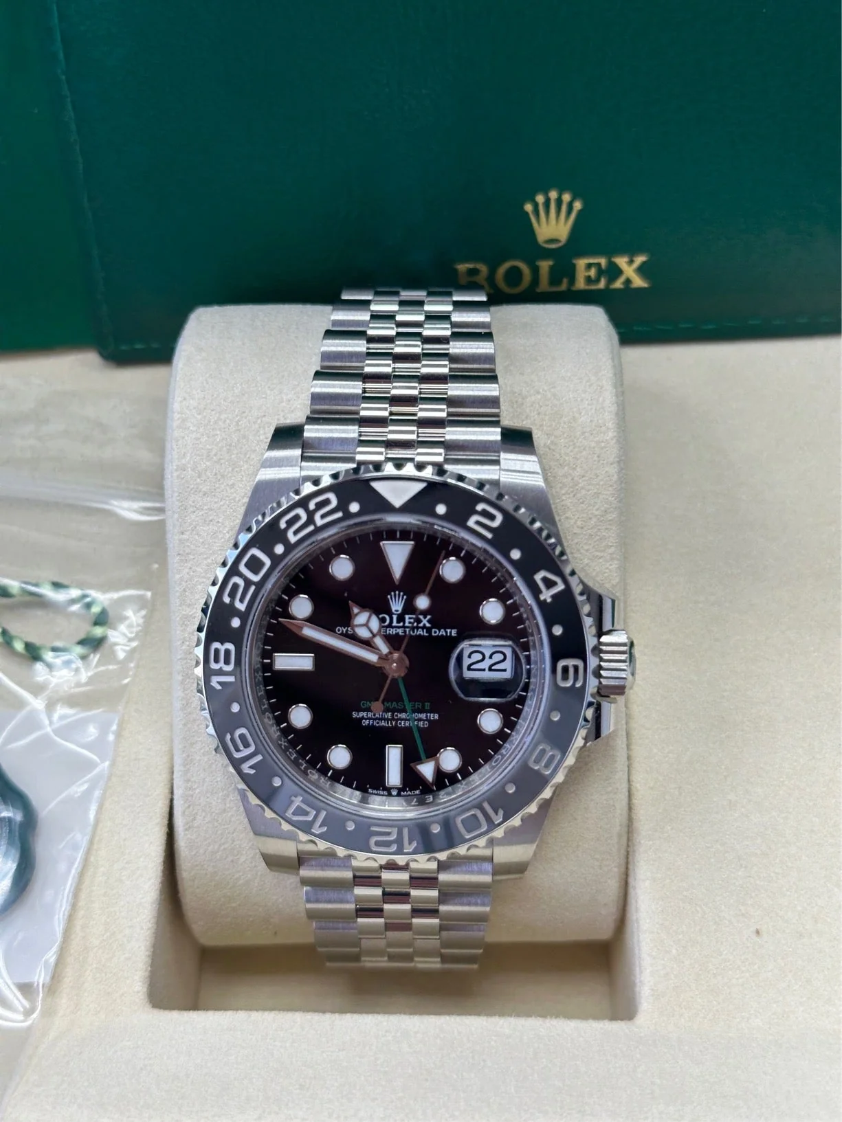 Rolex GMT-Master II "Bruce Wayne" 40mm Black Dial Black Bezel Jubilee Bracelet 126710GRNR – New 2025 / 2026 - Image 7