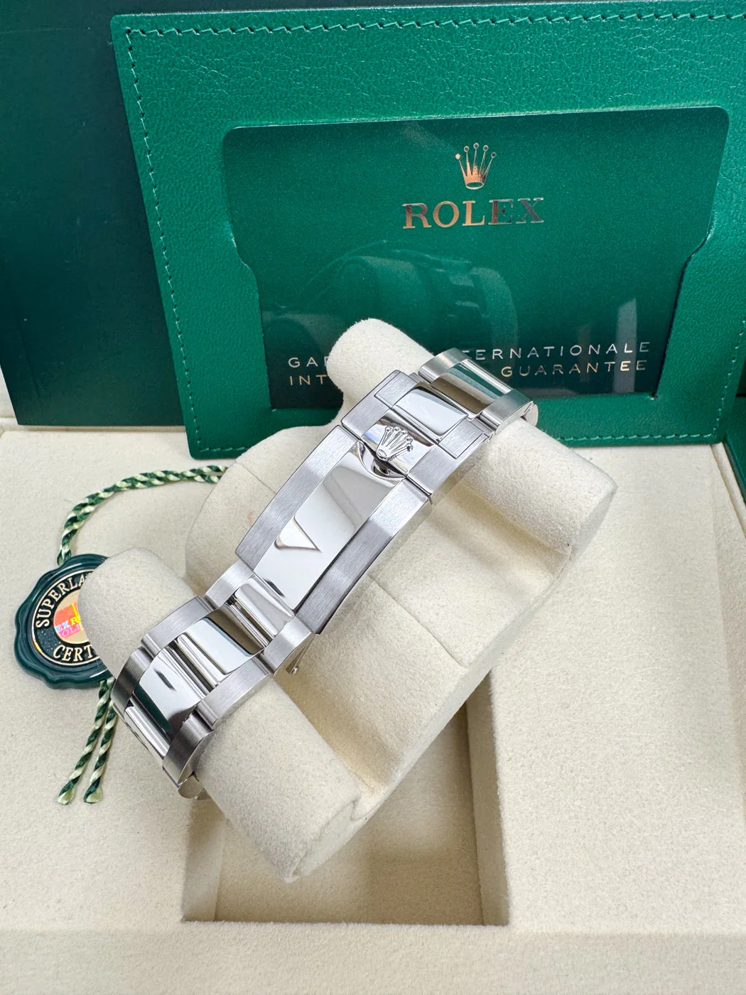 Rolex GMT-Master II "Lefty Sprite" 40mm Left-Handed Black Dial Green and Black Bezel Oyster Bracelet 126720VTNR – New 2025 / 2026 - Image 5